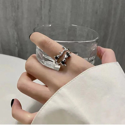 Thorns Love Heart Gothic Ring