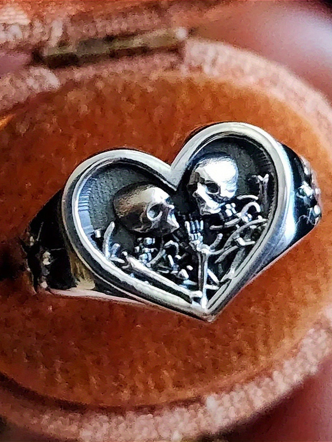 Gothic 3D Couple Skull Heart Ring