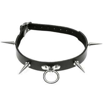 Spikes collar