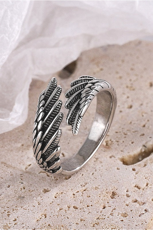 Retro Distressed Feather Wing Ring