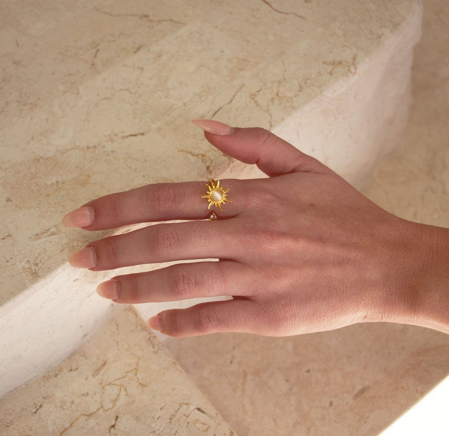 Raya Spinner Worry Ring