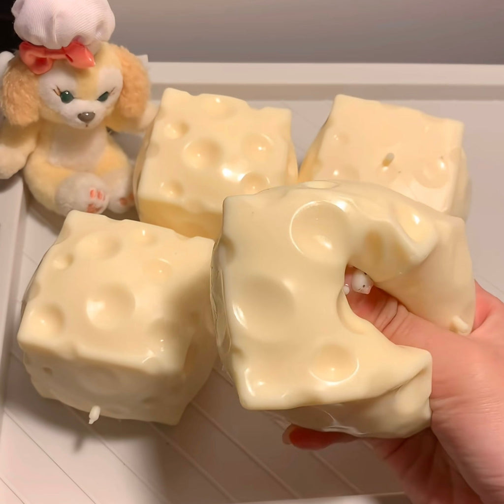Juguete Antiestrés Cubo de Queso Amarillo Crujiente y Salado