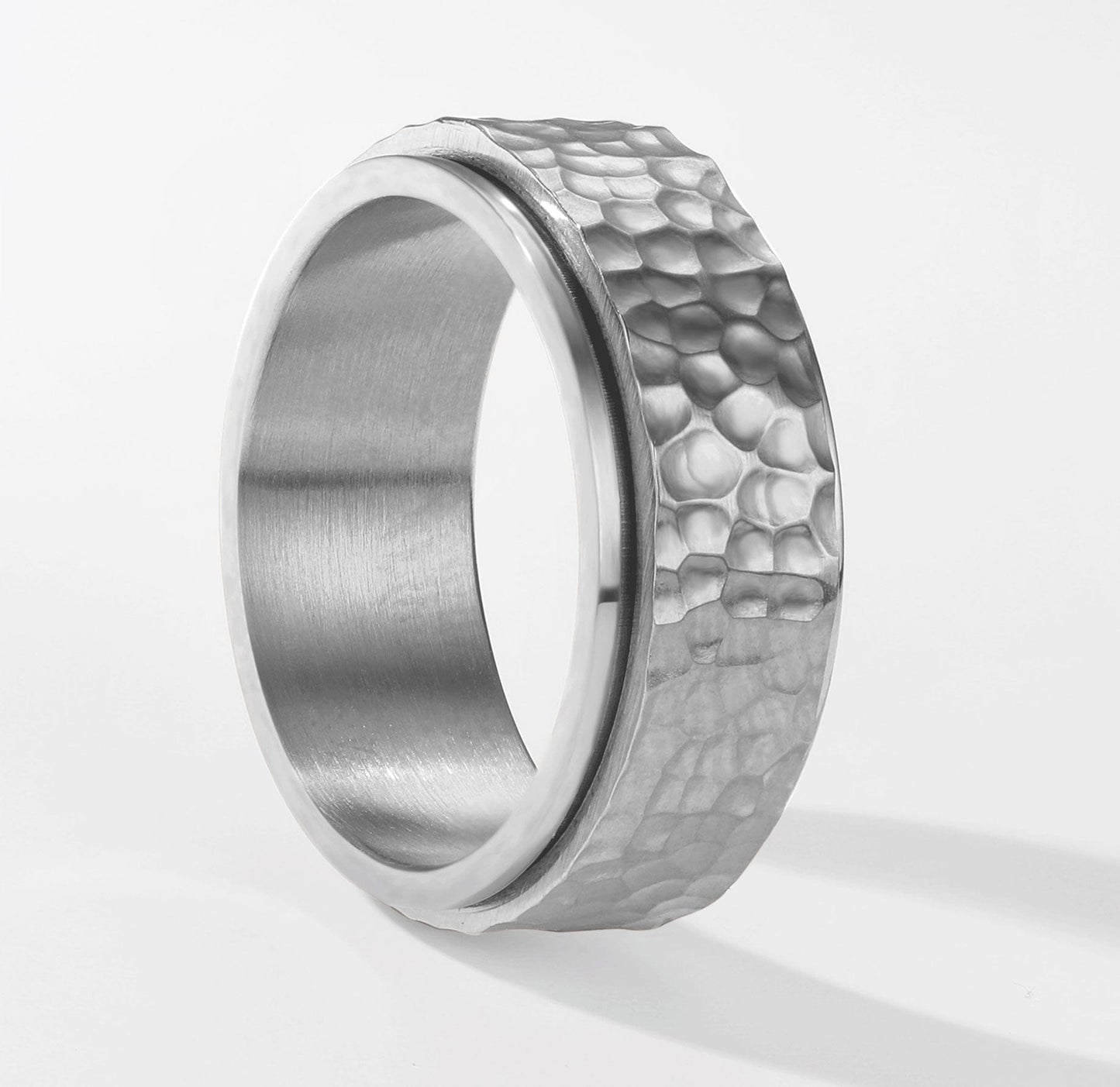 Axel Rotating Worry Ring