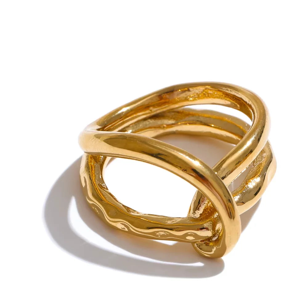 Dainty Aesthetic Twisted Chic Ring
