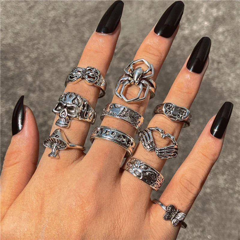 Gothic Heart Dice Spades Ace Ring