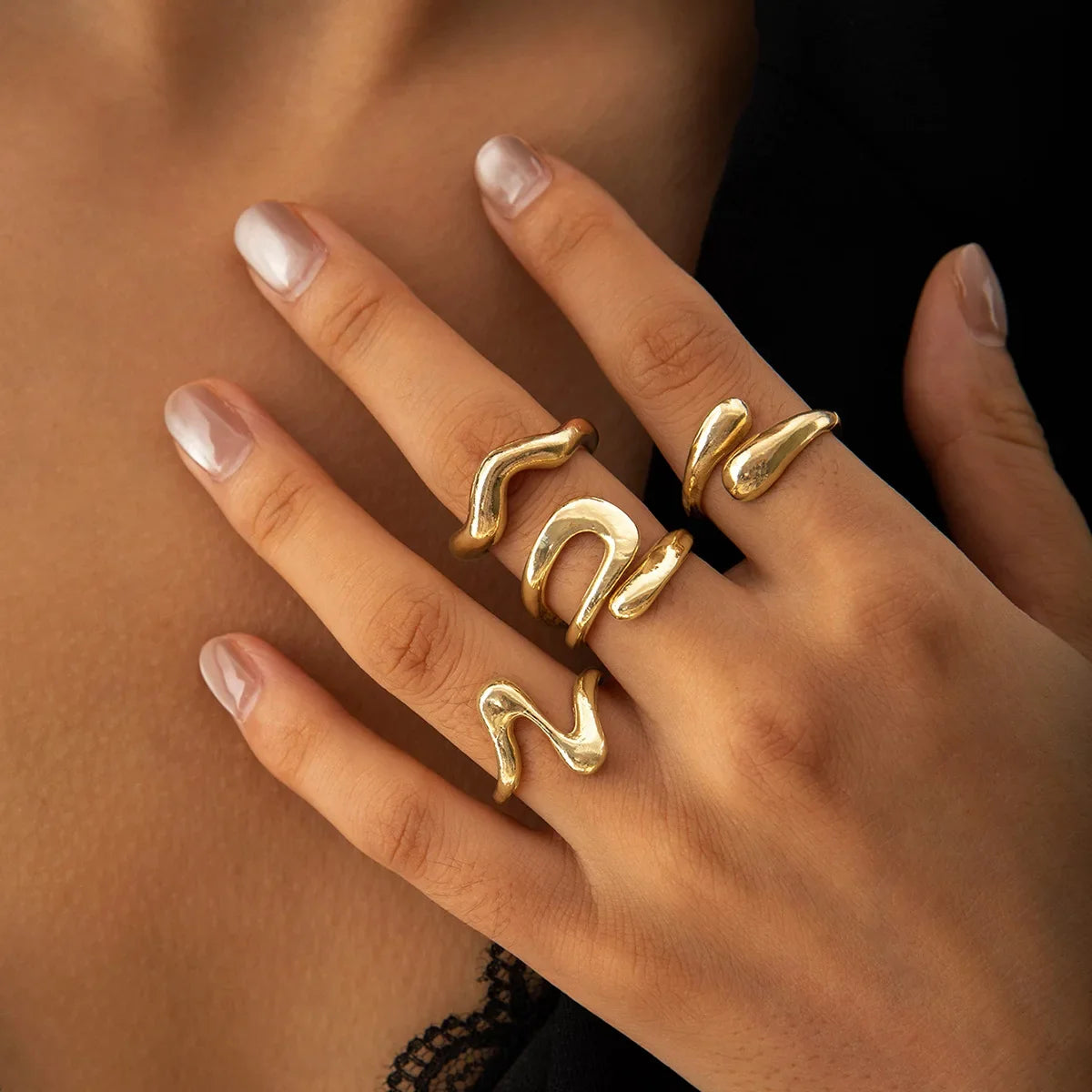 Punk Irregular Pearl Gothic Metal Ring