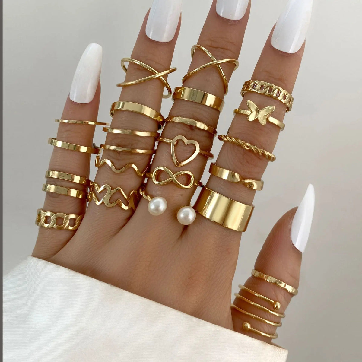 Retro Spade Butterfly Gothic Snake Ring