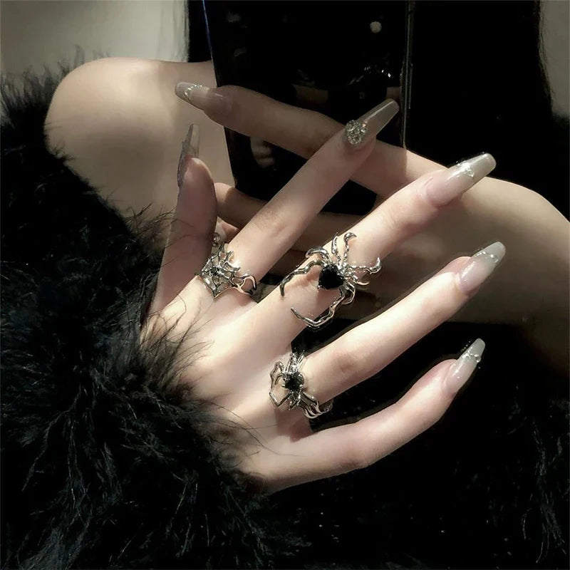 Electroplating Black Heart Gothic Spider Web Ring