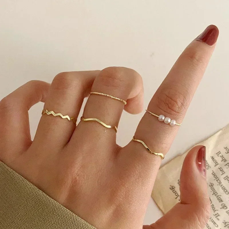 Boho Gold Heart Geometric Gothic Pearl Ring