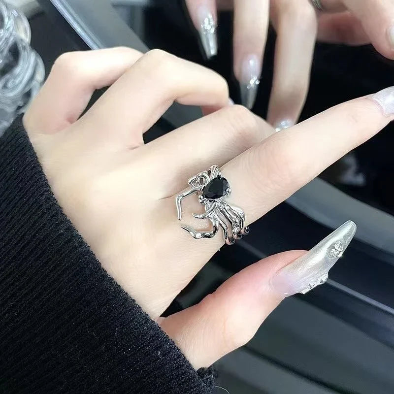 Electroplating Black Heart Gothic Spider Web Ring