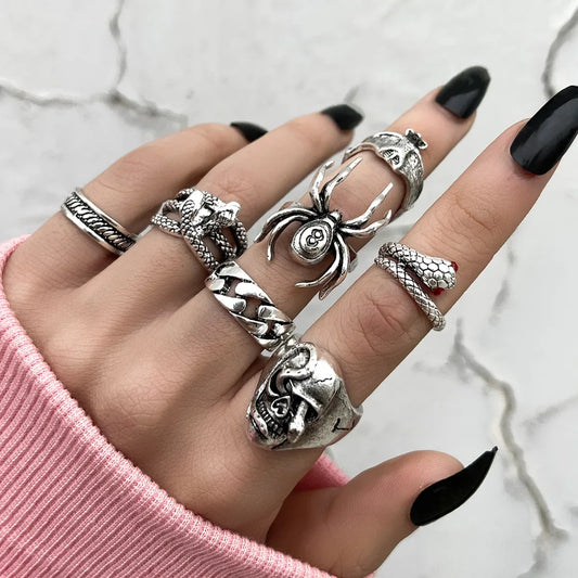 Retro Lady Gold Coin Gothic Spider Ring