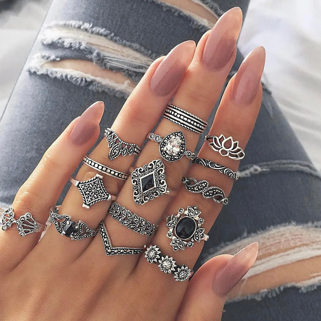 Retro Spade Butterfly Gothic Snake Ring