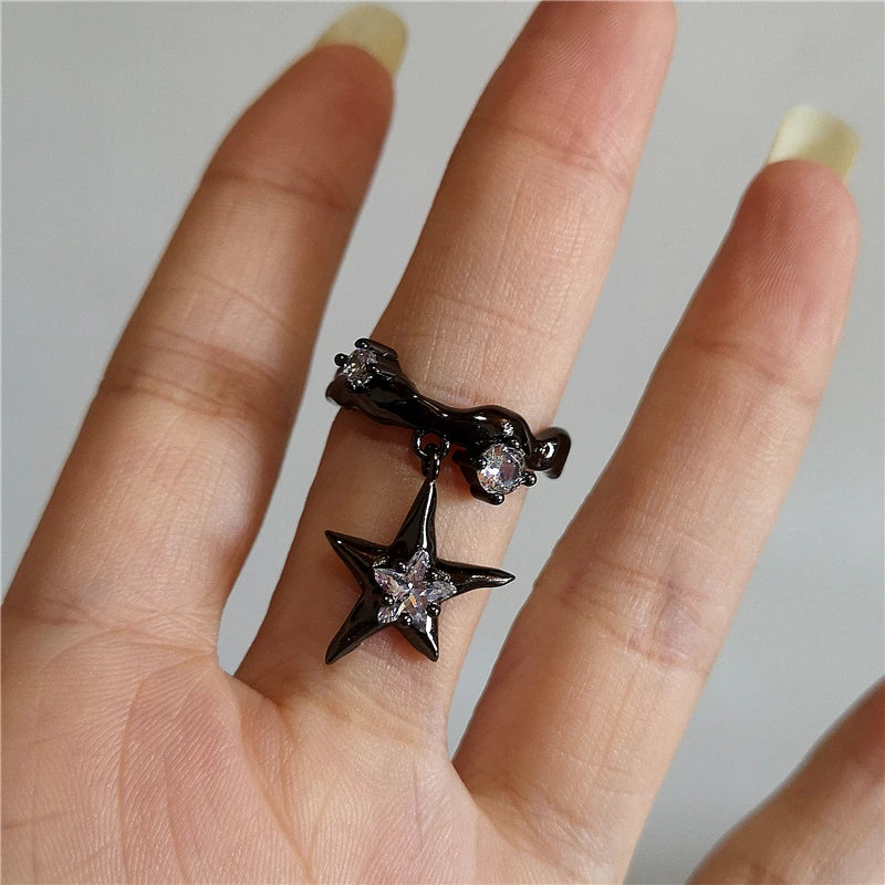 Gothic Thorny Rose Couple Ring