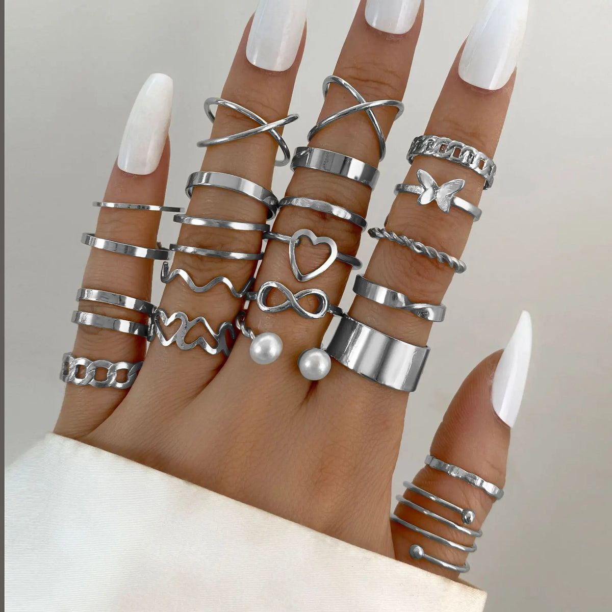 Retro Spade Butterfly Gothic Snake Ring