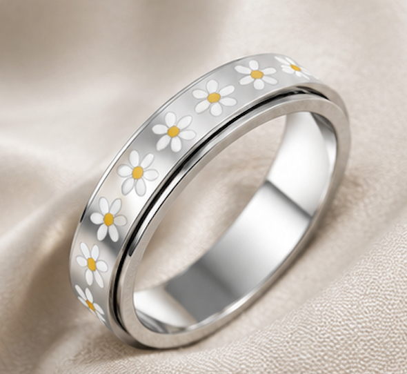 Daisy Spinner Ring