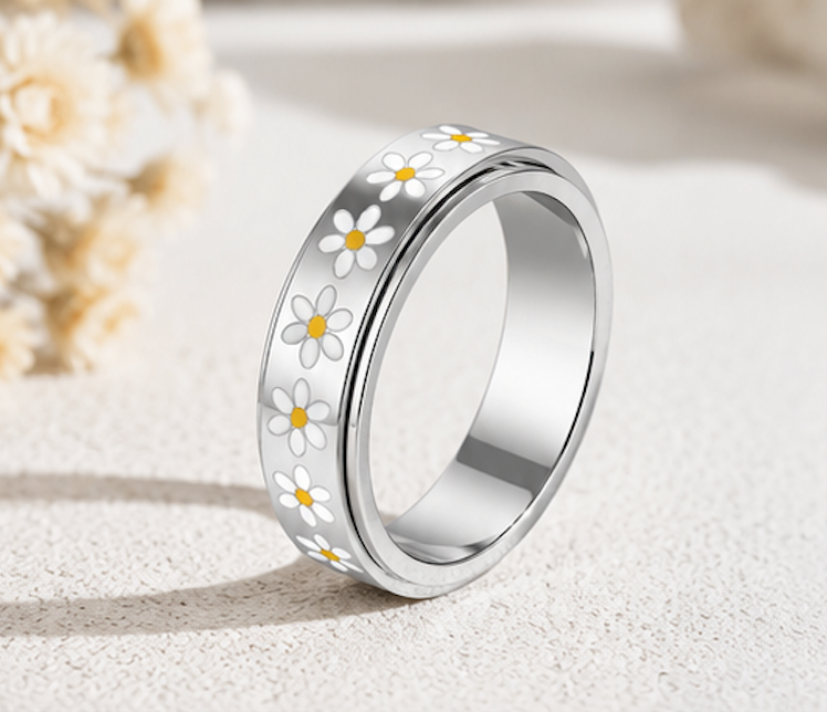 Daisy Spinner Ring