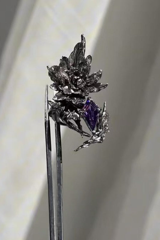 3D Floral Rhinestone Thorn Ring