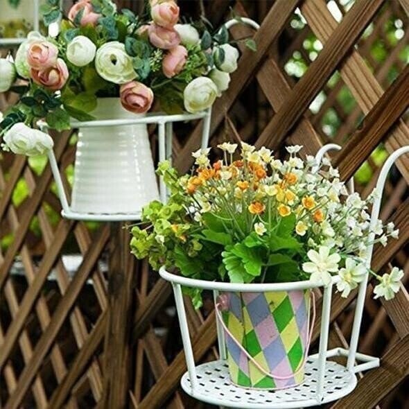 🌿 No-Drill Hanging Plant Stand – Strong Metal Balcony Railing Flower Holder (Up to 27.5 lbs Load)