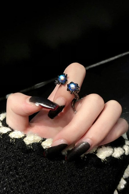 Niche Retro Floral Court Stack Ring